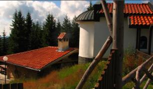 Рекламна фотография в български сайт, предлагащ имоти в Мечи чал край Чепеларе