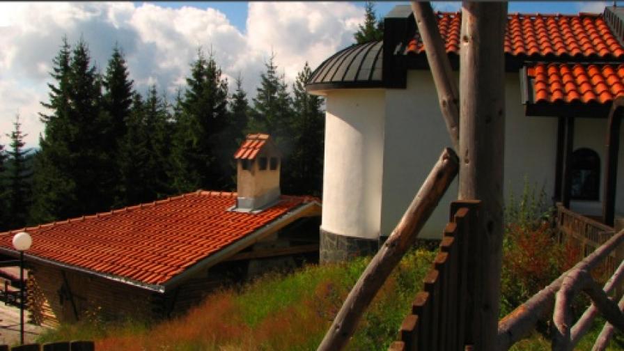 Рекламна фотография в български сайт, предлагащ имоти в Мечи чал край Чепеларе