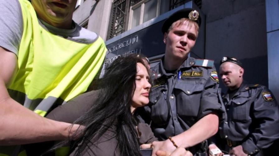 Арести на опозиционери в Москва