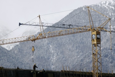 Испански строителен гигант инвестира 300 млн. евро в Полски Тръмбеш