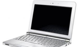 Малък нетбук с голяма батерия