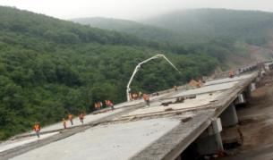 Ройтерс: България не е построила и една магистрала след комунизма