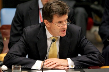 Шефът на МИ6 разконспириран във "Фейсбук"