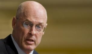 Полсън натискал Банк ъв Америка да купи "Мерил Линч"