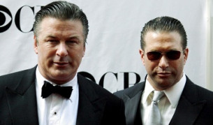 Алек (вляво) и Стивън (вдясно) Болдуин