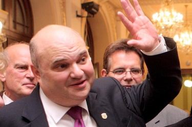 Елънбоугън: Няма да съм посланик в България