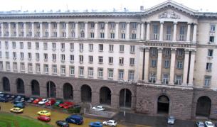 Правителството даде пари за служебни адвокати