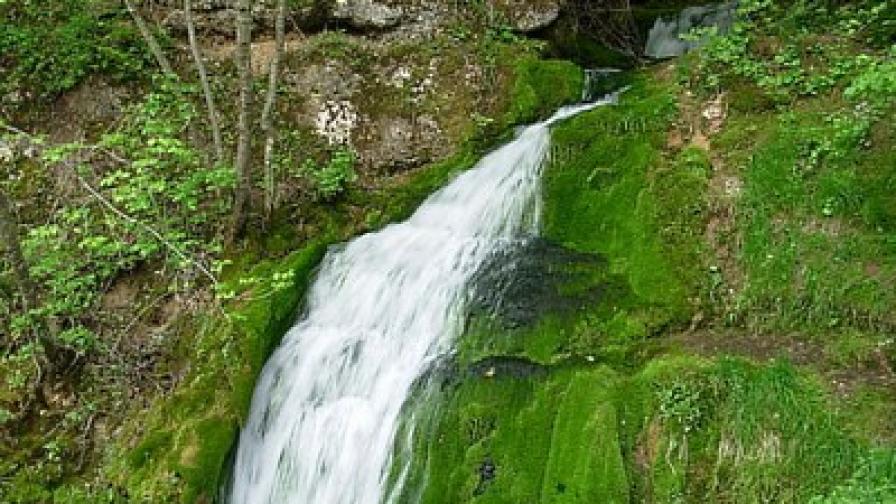 Водопадът Рипалка
