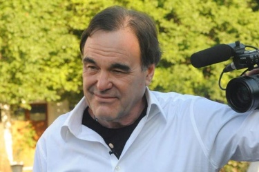 Оливър Стоун с документален филм за тайната история на САЩ