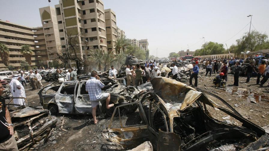 Взривът до външното министерство на Ирак.