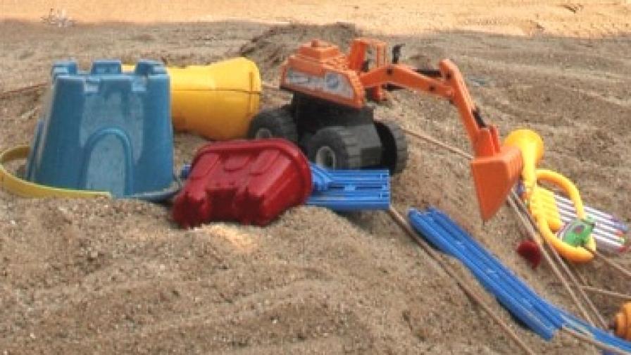 Разрешаването на детските спорове край пясъчника не е работа на полицията