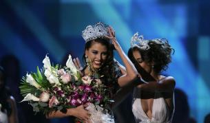 Победителката Стефания Фернандес.