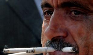 Собственик на заведение в Турция протестира срещу забраната по този начин