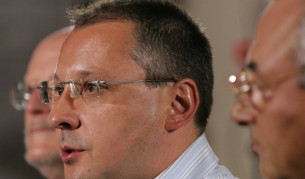 Спецкомисия ще проверява кабинета Станишев