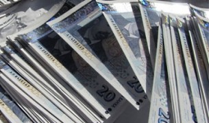 НСИ: Доходът на човек в домакинство за юли е 321.85 лв. 