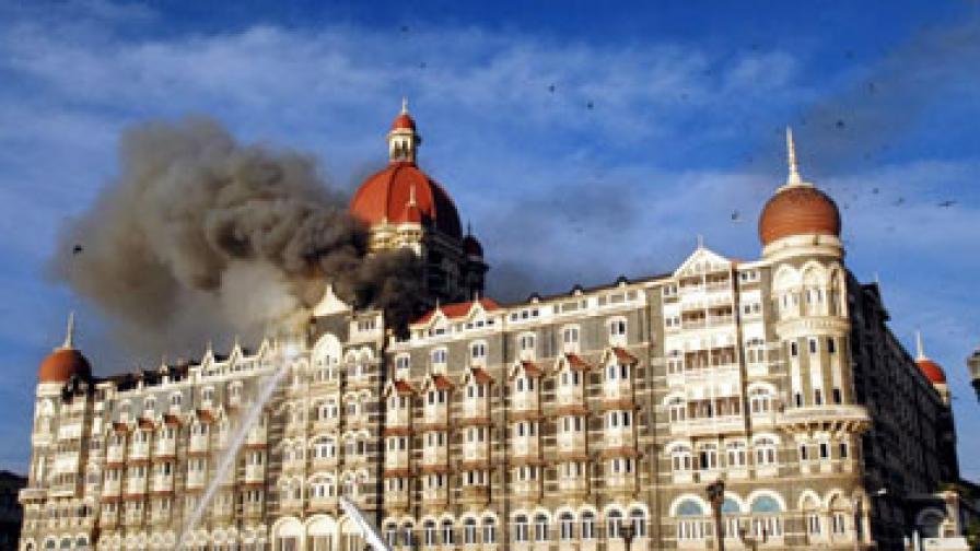 При атентатите от 27 ноември 2008 г. в Мумбай загинаха повече от 170 души, а атентаторите бяха пакистански бунтовници