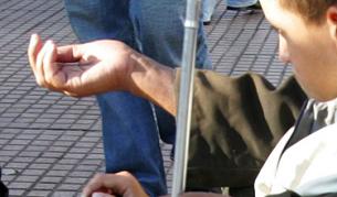 Пак хванаха българин, карал инвалиди да просят в Гърция