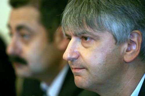 Парламентът отхвърли доклада на НЗОК като "формален"