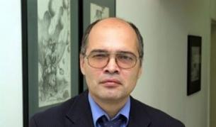 Тихомир Безлов