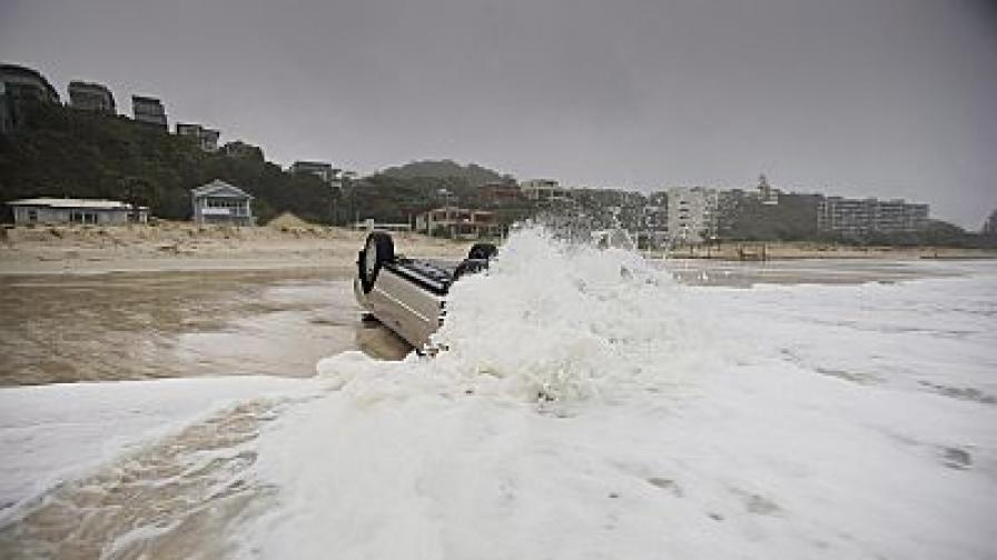 Може да евакуират бреговете на Австралия