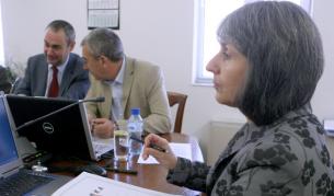 Министърът на правосъдието Маргарита Попва ръководи заседанито на ВСС