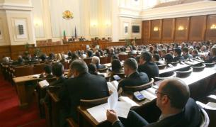 В парламента променят ДДС, но не и ставката