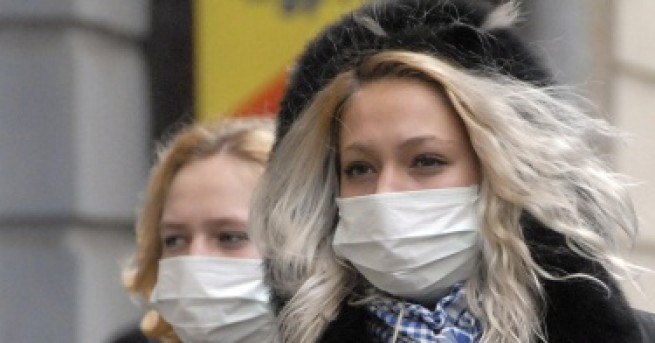 Любопитно Предпазва ли ни маската от вируси Учените все още