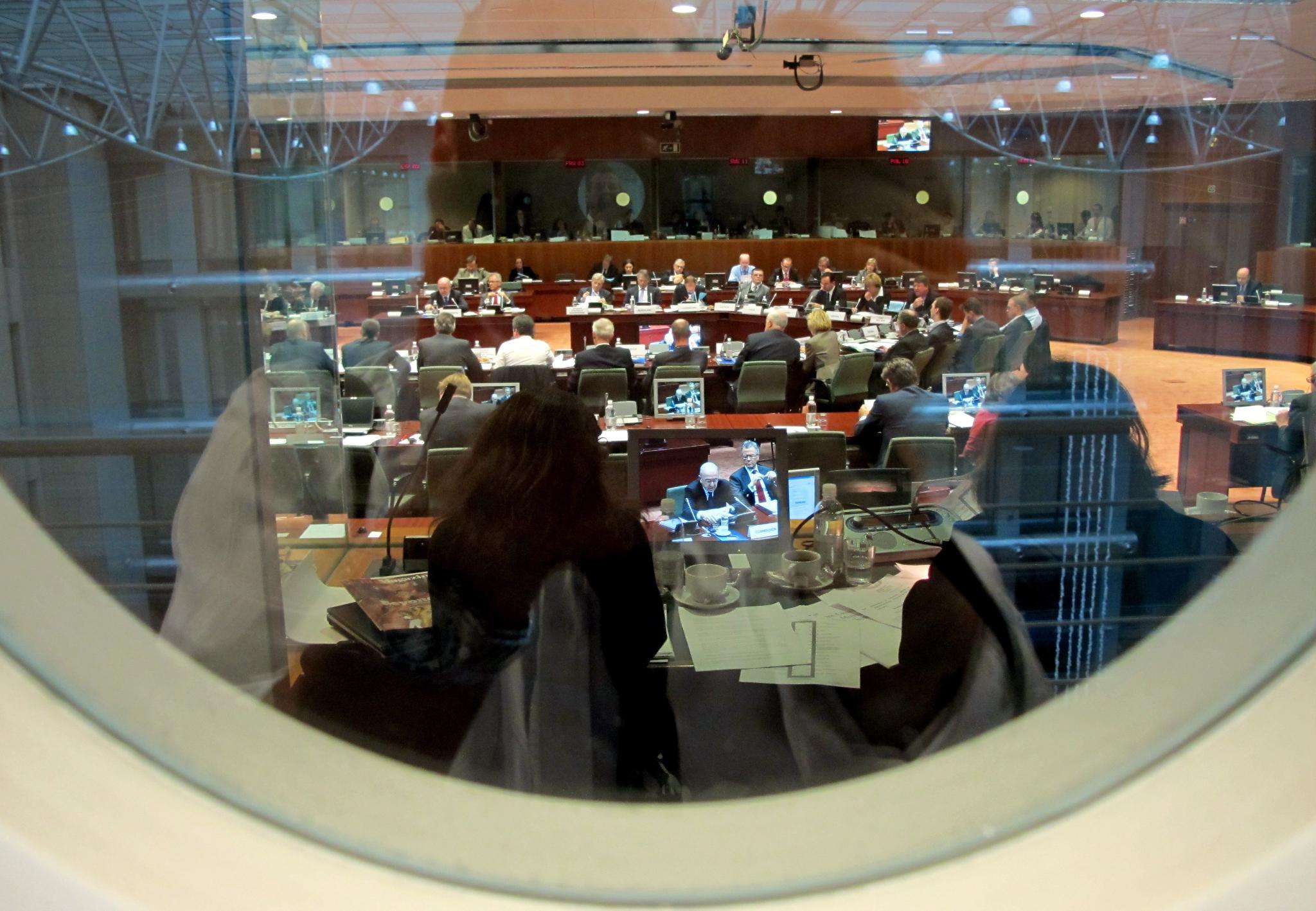 В ЕС се разбраха да вдигнат акциза върху цигарите