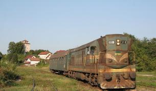 Локален влак между Брчко и Тузла