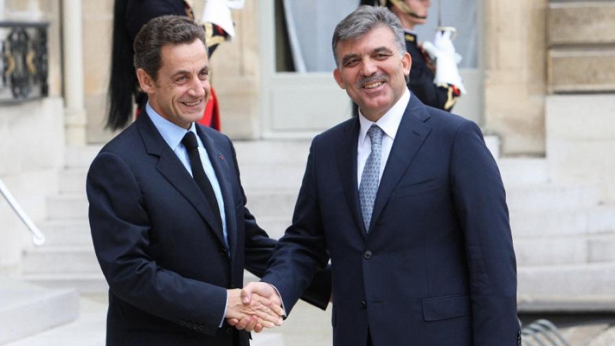 Саркози и Гюл се срещнаха на 9 октомври 2009 г. в Париж