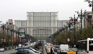 Сградата на парламента в Букурещ