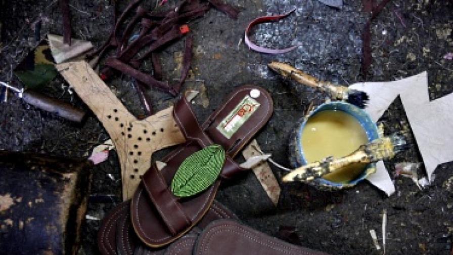 В Кения пък шият сандали от стари автомобилни гуми