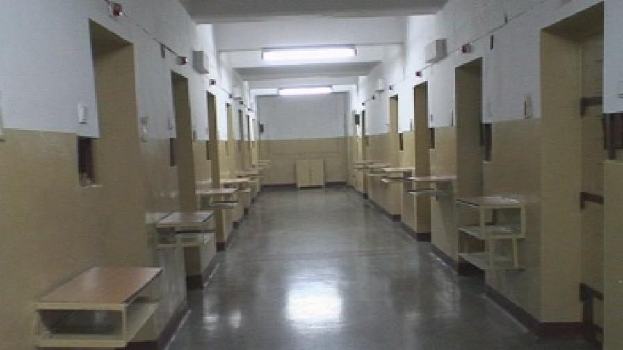 Изглед от общите помещения на Бургаския затвор, където обаче място няма да има.