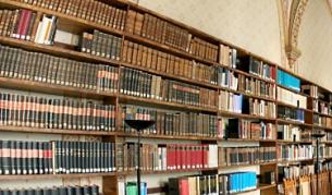 Французи спъват виртуалната библиотека на "Гугъл"