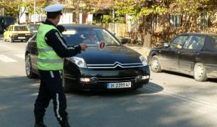 Обсъжда се възможността да се осигури наблюдение на трафика с повече камери, за да се избегне прекият контакт на пътните полицаи с шофьора
