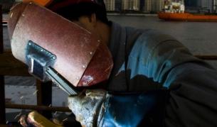 Работата на заварчика е доста напред сред лошите - тежък труд, малко пари и перспективи за развитие