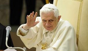 Папата към свещениците: "Вървете и блогирайте!"