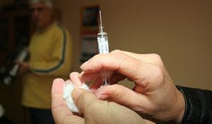 Три бебета в болница след ваксинация