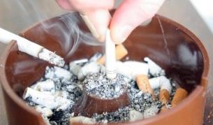 НЦИОМ: Трудно ще спрат пушенето на обществени места