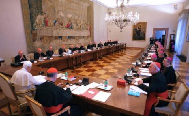 Ватиканът: Педофилските скандали са опит да се опетни Църквата