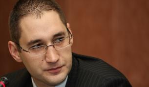 Георги Ангелов е старши икономист в Институт "Отворено общество"