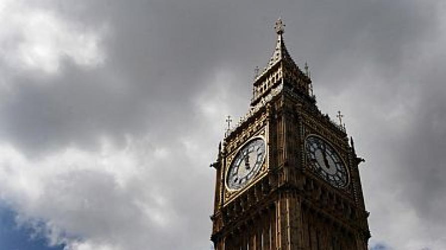 Британският символ Биг Бен ще изглежда като мъниче до мюсюлманската кула