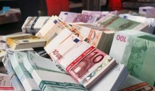 Чака ли ни паритет евро-долар?