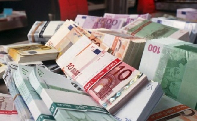 Чака ли ни паритет евро-долар?