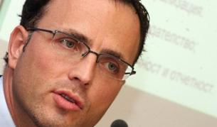 Стоян Мавродиев е заместник-председател на икономическата комисия в НС