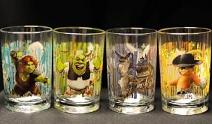 Снимка на чашите, разпространена от комисията за безопасност на потребителските продукти в САЩ