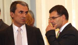 Пламен Орешарски и Симеон Дянков в бюджетната комисия