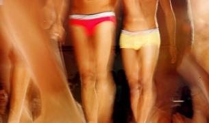 Гащите са меки и удобни като тези, единствената разлика с обикновените е сензорът в колана