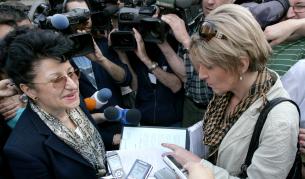 Проф. Анна-Мария Борисова и Теодора Захариева