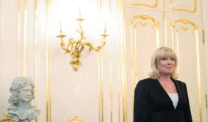 Ивета Радичова е първата жена министър-председател на Словакия